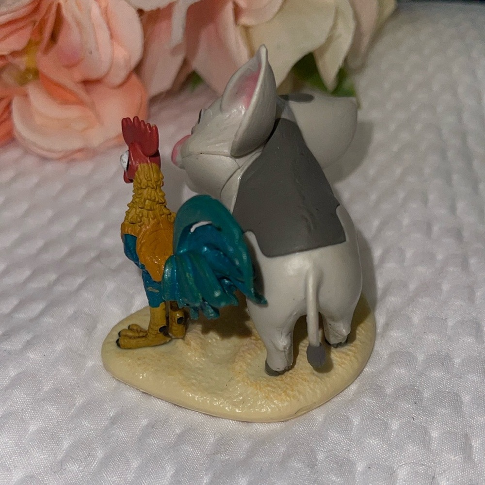 DISNEY PLAY FIGURE SET 2" PUA PIG HEIHEI ROOSTER MOANA TOY DOLL CAKE TOPPER USA - Picture 2 of 3